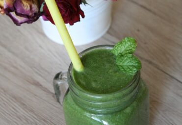 Synergreens smoothie benefits and how to